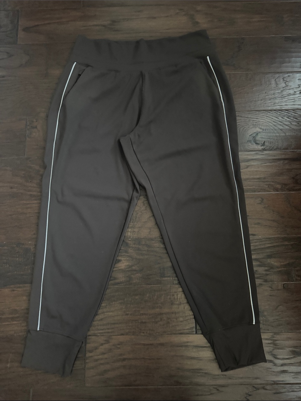 Athleta Venice Brown Track Joggers with White Side Piping